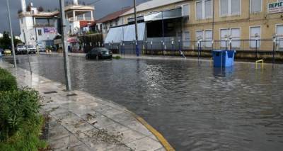 &Kappa;&alpha;&iota;&rho;ό&sigmaf;: &Eta; &kappa;&alpha;&kappa;&omicron;&kappa;&alpha;&iota;&rho;ί&alpha; &sigma;ά&rho;&omega;&sigma;&epsilon; &Lambda;έ&sigma;&beta;&omicron;, &delta;&upsilon;&tau;&iota;&kappa;ή &Epsilon;&lambda;&lambda;ά&delta;&alpha; &kappa;&alpha;&iota; &Pi;&epsilon;&lambda;&omicron;&pi;ό&nu;&nu;&eta;&sigma;&omicron; - &Tau;&iota; &pi;&epsilon;&rho;&iota;&mu;έ&nu;&omicron;&upsilon;&mu;&epsilon; &gamma;&iota;&alpha; &sigma;ή&mu;&epsilon;&rho;&alpha; (&beta;ί&nu;&tau;&epsilon;&omicron;)