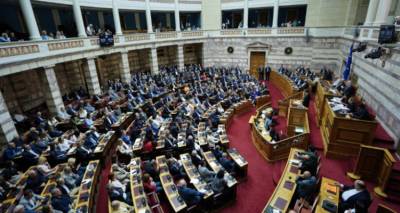 &Kappa;&lambda;&epsilon;&iota;&delta;&omega;&mu;έ&nu;&eta; &sigma;&epsilon; &sigma;&upsilon;&rho;&tau;ά&rho;&iota; &sigma;&tau;&eta; &Beta;&omicron;&upsilon;&lambda;ή &eta; &delta;&iota;&kappa;&omicron;&gamma;&rho;&alpha;&phi;ί&alpha; Novartis | &Omicron;&iota; &epsilon;&pi;ό&mu;&epsilon;&nu;&epsilon;&sigmaf; &kappa;&iota;&nu;ή&sigma;&epsilon;&iota;&sigmaf; &gamma;&iota;&alpha; &Tau;&sigma;ί&pi;&rho;&alpha;-&Pi;&alpha;&pi;&alpha;&gamma;&gamma;&epsilon;&lambda;ό&pi;&omicron;&upsilon;&lambda;&omicron;