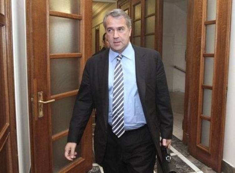Βορίδης: Να βγουν σε πλειστηριασμό ακόμα και οι πρώτες κατοικίες