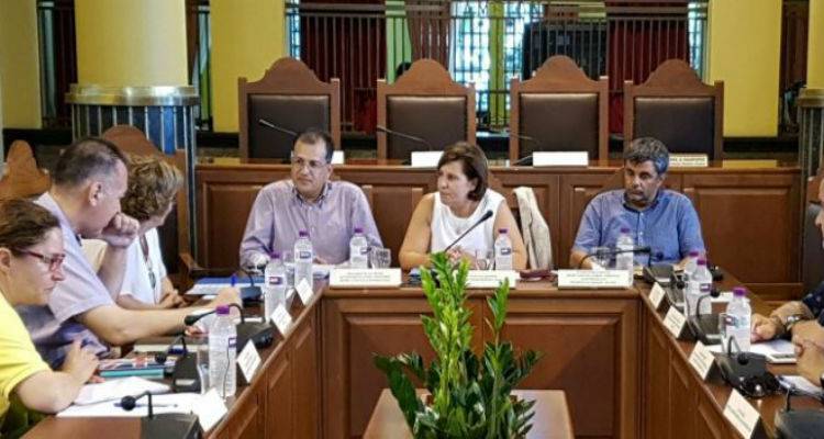 &Nu;&epsilon;&omicron; &Pi;&rho;&omicron;&epsilon;&delta;&rho;&epsilon;ί&omicron; &gamma;&iota;&alpha; &tau;&omicron; &Pi;&epsilon;&rho;&iota;&phi;&epsilon;&rho;&epsilon;&iota;&alpha;&kappa;ό &Sigma;&upsilon;&mu;&beta;&omicron;&upsilon;&lambda;ί&omicron;