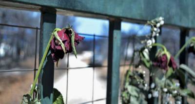 &Sigma;&tau;&omicron;&upsilon;&sigmaf; 94 &omicron;&iota; &nu;&epsilon;&kappa;&rho;&omicron;ί &alpha;&pi;ό &tau;&eta;&nu; &tau;&rho;&alpha;&gamma;&omega;&delta;ί&alpha; &sigma;&tau;&omicron; &Mu;ά&tau;&iota; | &Kappa;&alpha;&tau;έ&lambda;&eta;&xi;&epsilon; 57&chi;&rho;&omicron;&nu;&eta; &epsilon;&gamma;&kappa;&alpha;&upsilon;&mu;&alpha;&tau;ί&alpha;&sigmaf;