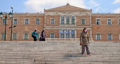 &Kappa;&omicron;&rho;&omega;&nu;&omicron;ϊό&sigmaf;: 2.597 &kappa;&rho;&omicron;ύ&sigma;&mu;&alpha;&tau;&alpha; - 797 &alpha;&sigma;&theta;&epsilon;&nu;&epsilon;ί&sigmaf; &delta;&iota;&alpha;&sigma;&omega;&lambda;&eta;&nu;&omega;&mu;έ&nu;&omicron;&iota; - 86 &nu;&epsilon;&kappa;&rho;&omicron;ί