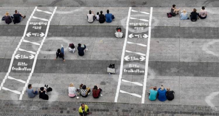 Κορωνοϊός: Παγκόσμιος συναγερμός | Επανέρχονται τα μέτρα σε πολλές χώρες, τα κρούσματα ξεπερνούν τα 16,3 εκατομμύρια