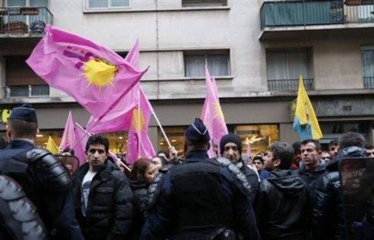Δολοφονία, υπό θολές συνθήκες, τριών Κούρδων ακτιβιστριών στο Παρίσι