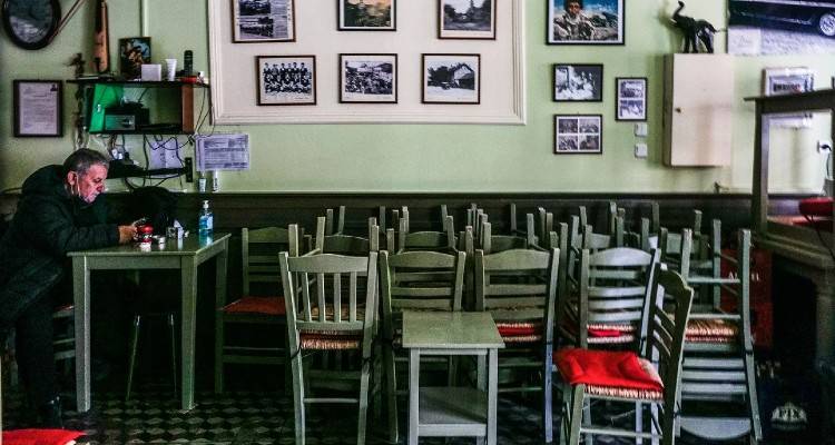 Προετοιμασίες για το άνοιγμα της εστίασης | Ανοίγει η πλατφόρμα για κεφάλαια κίνησης 330 εκατ. ευρώ