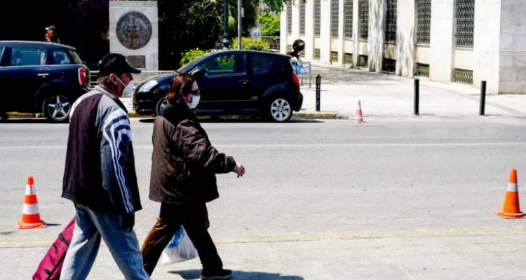 Νωρίτερα καταβάλλονται οι συντάξεις Απριλίου | Αλλάζει το σύστημα πληρωμής, οι ημερομηνίες