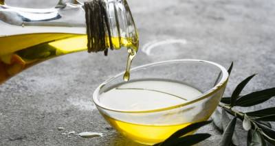 &Epsilon;&lambda;&alpha;&iota;ό&lambda;&alpha;&delta;&omicron;: &Nu;έ&alpha; ά&nu;&omicron;&delta;&omicron;&sigmaf; &tau;&iota;&mu;ώ&nu; &sigma;&tau;&omicron;&nu; &omicron;&rho;ί&zeta;&omicron;&nu;&tau;&alpha; | &Omicron; &kappa;&alpha;ύ&sigma;&omega;&nu;&alpha;&sigmaf; &kappa;&alpha;&iota; &omicron;&iota; &phi;&omega;&tau;&iota;έ&sigmaf; &alpha;&pi;&epsilon;&iota;&lambda;&omicron;ύ&nu; &tau;&eta; &phi;&epsilon;&tau;&iota;&nu;ή &pi;&alpha;&rho;&alpha;&gamma;&omega;&gamma;ή &sigma;&tau;&eta;&nu; &Epsilon;&upsilon;&rho;ώ&pi;&eta;