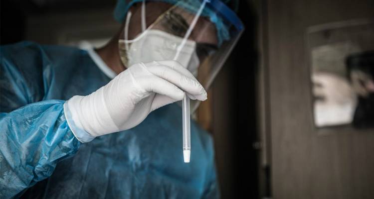 &Kappa;&omicron;&rho;&omega;&nu;&omicron;ϊό&sigmaf;: &Sigma;&tau;&alpha; 295 &tau;&alpha; &nu;έ&alpha; &kappa;&rho;&omicron;ύ&sigma;&mu;&alpha;&tau;&alpha;, &tau;&alpha; 145 &sigma;&tau;&eta;&nu; &Alpha;&tau;&tau;&iota;&kappa;ή | 7 &theta;ά&nu;&alpha;&tau;&omicron;&iota; &kappa;&alpha;&iota; 91 &delta;&iota;&alpha;&sigma;&omega;&lambda;&eta;&nu;&omega;&mu;έ&nu;&omicron;&iota;