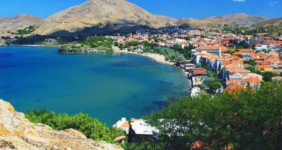 &Lambda;ή&mu;&nu;&omicron;&sigmaf;, &tau;&omicron; &nu;&eta;&sigma;ί &tau;&omicron;&upsilon; &Eta;&phi;&alpha;ί&sigma;&tau;&omicron;&upsilon; (photos)