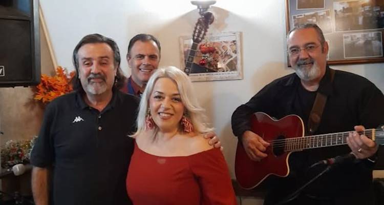 &Sigma;&tau;&omicron;&upsilon; Man-Tella &tau;&omicron; &Sigma;ά&beta;&beta;&alpha;&tau;&omicron; 8 &Mu;&alpha;&rho;&tau;ί&omicron;&upsilon; &theta;&alpha; έ&chi;&epsilon;&iota; ά&rho;&omega;&mu;&alpha; &gamma;&upsilon;&nu;&alpha;ί&kappa;&alpha;&sigmaf;!