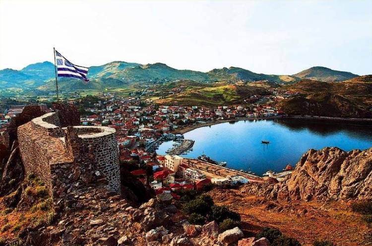 50 &lambda;&epsilon;&pi;&tau;ά &mu;&epsilon; &epsilon;&iota;&kappa;ό&nu;&epsilon;&sigmaf; &kappa;&alpha;&iota; ά&rho;&omega;&mu;&alpha; &Lambda;ή&mu;&nu;&omicron; (video)