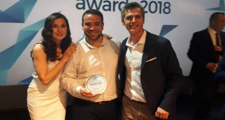 &Alpha;&sigma;&eta;&mu;έ&nu;&iota;&omicron; &beta;&rho;&alpha;&beta;&epsilon;ί&omicron; &gamma;&iota;&alpha; &tau;&omicron; &laquo;Taste Lemnos&raquo; &sigma;&tau;&alpha; Tourism Awards 2018 (photos)