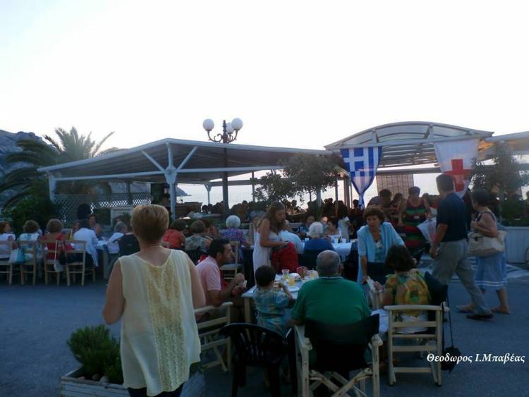 Έ&nu;&alpha; &laquo;&delta;&rho;&omicron;&sigma;&epsilon;&rho;ό&raquo; &alpha;&pi;ό&gamma;&epsilon;&upsilon;&mu;&alpha; &sigma;&tau;&eta;&nu; &kappa;&alpha;&rho;&delta;&iota;ά &tau;&omicron;&upsilon; &kappa;&alpha;&lambda;&omicron;&kappa;&alpha;&iota;&rho;&iota;&omicron;ύ &alpha;&pi;ό &tau;&omicron;&nu; &Epsilon;.&Epsilon;.&Sigma; &Lambda;ή&mu;&nu;&omicron;&upsilon; (photos)