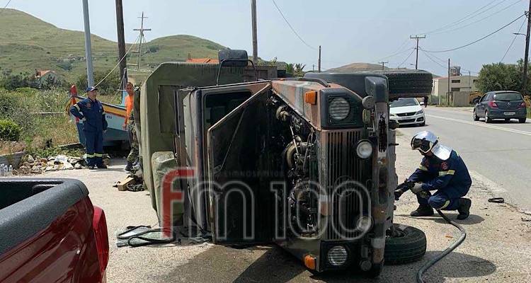 Λήμνος: Στο νοσοκομείο ελαφρά τραυματισμένοι οι 4 φαντάροι του στρατιωτικού οχήματος που ενεπλάκη στο τροχαίο (photos)