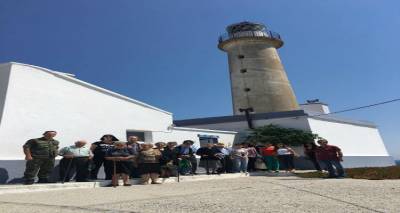 &Epsilon;&kappa;&delta;&rho;&omicron;&mu;ή &sigma;&tau;&omicron; &Phi;ά&rho;&omicron; &tau;&eta;&sigmaf; &Pi;&lambda;ά&kappa;&alpha;&sigmaf; &gamma;&iota;&alpha; &tau;&omicron;&upsilon;&sigmaf; &eta;&lambda;&iota;&kappa;&iota;&omega;&mu;έ&nu;&omicron;&upsilon;&sigmaf; &tau;&omicron;&upsilon; &Kappa;&Eta;&Phi;&Eta; &Lambda;ή&mu;&nu;&omicron;&upsilon; | &Omicron; &Omicron;&Kappa;&Pi;&Alpha; &epsilon;&upsilon;&chi;&alpha;&rho;&iota;&sigma;&tau;&epsilon;ί&hellip; (photos)