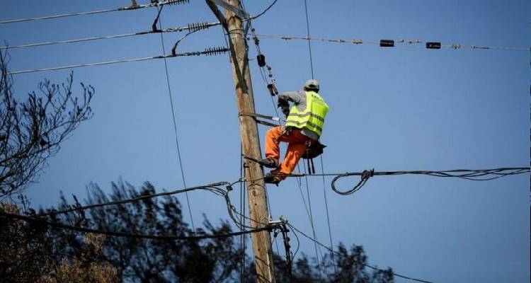 &Lambda;ή&mu;&nu;&omicron;&sigmaf;: &Pi;&rho;&omicron;&sigma;&omega;&rho;&iota;&nu;ή &delta;&iota;&alpha;&kappa;&omicron;&pi;ή &eta;&lambda;&epsilon;&kappa;&tau;&rho;&iota;&kappa;&omicron;ύ &rho;&epsilon;ύ&mu;&alpha;&tau;&omicron;&sigmaf; &sigma;&tau;&omicron; &Kappa;έ&rho;&omicron;&sigmaf;