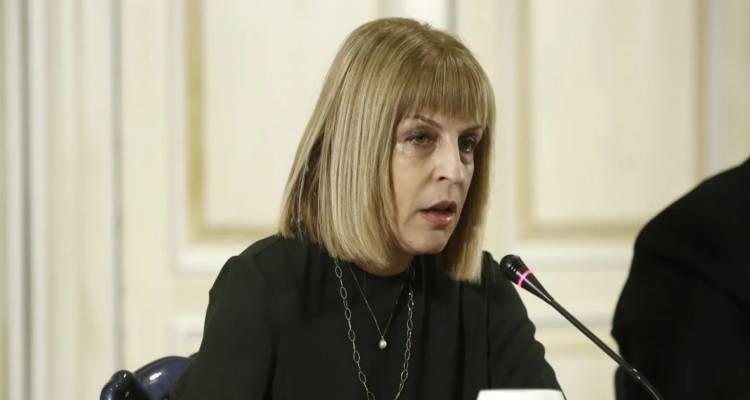 &Nu;έ&alpha; &kappa;&rho;ί&sigma;&eta; &sigma;&tau;&eta; &Nu;&Delta;, &lambda;ό&gamma;&omega; &gamma;ά&mu;&omicron;&upsilon; &omicron;&mu;&omicron;&phi;ύ&lambda;&omega;&nu;, &sigma;&tau;&omicron; &pi;&rho;ό&sigma;&omega;&pi;&omicron; &tau;&eta;&sigmaf; &Phi;&omicron;&upsilon;&nu;&tau;&epsilon;&delta;ά&kappa;&eta; -&Omicron;&iota; &alpha;&nu;&tau;&iota;&delta;&rho;ά&sigma;&epsilon;&iota;&sigmaf; &tau;&omega;&nu; &laquo;&gamma;&alpha;&lambda;ά&zeta;&iota;&omega;&nu;&raquo; &beta;&omicron;&upsilon;&lambda;&epsilon;&upsilon;&tau;ώ&nu;