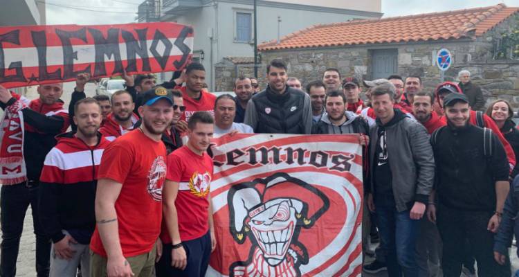 Πρίντεζης, Μπόγρης και Τουπάν αποθεώθηκαν στην πίτα της Θύρας 7 Λήμνου (photos &amp; video)