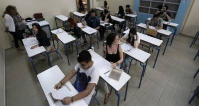 &Pi;&alpha;&nu;&epsilon;&lambda;&lambda;ή&nu;&iota;&epsilon;&sigmaf; 2020: &Xi;&epsilon;&kappa;&iota;&nu;&omicron;ύ&nu; &alpha;ύ&rho;&iota;&omicron; &mu;&epsilon; &Nu;&epsilon;&omicron;&epsilon;&lambda;&lambda;&eta;&nu;&iota;&kappa;ή &Gamma;&lambda;ώ&sigma;&sigma;&alpha; &kappa;&alpha;&iota; &Lambda;&omicron;&gamma;&omicron;&tau;&epsilon;&chi;&nu;ί&alpha; | 100.000 &upsilon;&pi;&omicron;&psi;ή&phi;&iota;&omicron;&iota; &delta;&iota;&epsilon;&kappa;&delta;&iota;&kappa;&omicron;ύ&nu; 77.970 &theta;έ&sigma;&epsilon;&iota;&sigmaf;