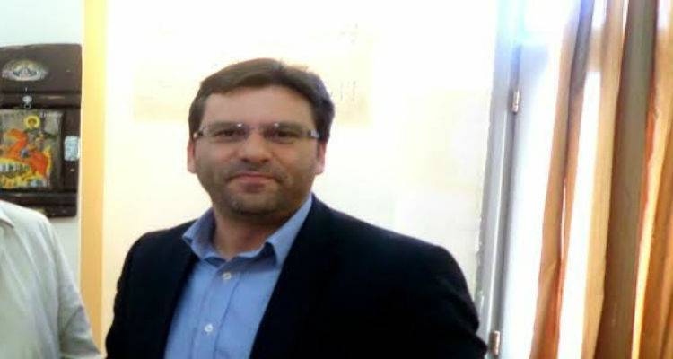 Γιατί δεν ανακοινώνει την υποψηφιότητα του ο Δημήτρης Μαρινάκης;