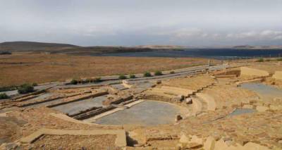 &Sigma;&epsilon; &laquo;&nu;έ&alpha; &epsilon;&pi;&omicron;&chi;ή&raquo; &pi;&epsilon;&rho;&nu;ά&epsilon;&iota; &eta; &Eta;&phi;&alpha;&iota;&sigma;&tau;&epsilon;ί&alpha; &tau;&eta;&sigmaf; &Lambda;ή&mu;&nu;&omicron;&upsilon; | &Sigma;&epsilon; &delta;ύ&omicron; &chi;&rho;ό&nu;&iota;&alpha; &alpha;&lambda;&lambda;ά&zeta;&epsilon;&iota; &eta; &epsilon;&iota;&kappa;ό&nu;&alpha; &tau;&eta;&sigmaf; (mp3)