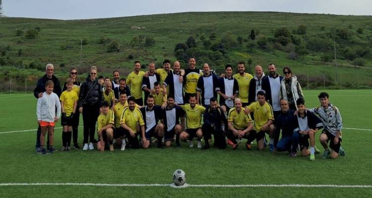 Έ&nu;&alpha; &gamma;ή&pi;&epsilon;&delta;&omicron; &mu;&iota;&alpha; &omicron;&iota;&kappa;&omicron;&gamma;έ&nu;&epsilon;&iota;&alpha; | &Sigma;&upsilon;&gamma;&kappa;ί&nu;&eta;&sigma;&eta; &kappa;&alpha;&iota; &iota;&sigma;&tau;&omicron;&rho;ί&alpha; &sigma;&tau;&eta; &mu;&epsilon;&gamma;ά&lambda;&eta; &gamma;&iota;&omicron;&rho;&tau;ή &tau;&omicron;&upsilon; Ά&rho;&eta; &Mu;&omicron;ύ&delta;&rho;&omicron;&upsilon;