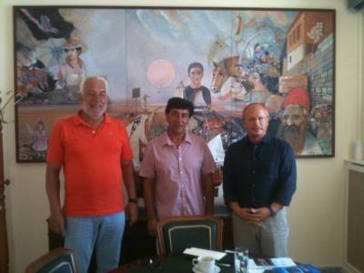 &Delta;&omega;&rho;&epsilon;ά &tau;&omega;&nu; &alpha;&delta;&epsilon;&lambda;&phi;ώ&nu; &Lambda;&alpha;&beta;&delta;&alpha;&rho;ά &sigma;&tau;&eta; &psi;&upsilon;&chi;&iota;&alpha;&tau;&rho;&iota;&kappa;ή &kappa;&lambda;&iota;&nu;&iota;&kappa;ή