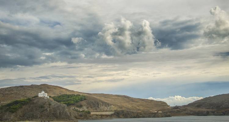 Λιμεναρχείο Μύρινας: Συνεχίζουν οι δυσμενείς καιρικές συνθήκες
