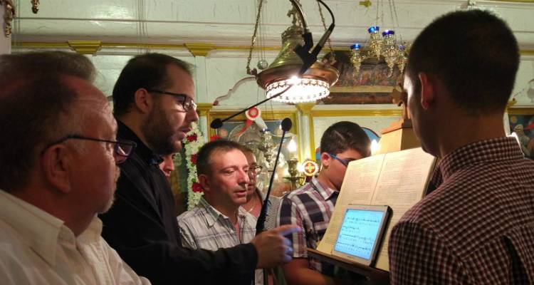 &Omicron; &Sigma;ύ&lambda;&lambda;&omicron;&gamma;&omicron;&sigmaf; &Iota;&epsilon;&rho;&omicron;&psi;&alpha;&lambda;&tau;ώ&nu; &Lambda;ή&mu;&nu;&omicron;&upsilon; &sigma;&upsilon;&mu;&mu;&epsilon;&tau;&epsilon;ί&chi;&epsilon; &sigma;&tau;&omicron;&nu; &epsilon;&omicron;&rho;&tau;&alpha;&sigma;&mu;ό &tau;&omicron;&upsilon; &Alpha;&gamma;ί&omicron;&upsilon; &Pi;&alpha;&nu;&tau;&epsilon;&lambda;&epsilon;ή&mu;&omicron;&nu;&alpha; &sigma;&tau;&omicron; &Alpha;&nu;&delta;&rho;ώ&nu;&iota; (photos)