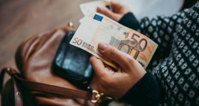 &Phi;&alpha;&rho;&mu;ά&kappa;&iota; &eta; &pi;&rho;ώ&tau;&eta; &upsilon;&pi;&omicron;&gamma;&rho;&alpha;&phi;ή &epsilon;&gamma;&gamma;&rho;ά&phi;&omicron;&upsilon; &tau;&eta;&sigmaf; &Lambda;&alpha;&gamma;&kappa;ά&rho;&nu;&tau; &omega;&sigmaf; &Epsilon;&Kappa;&Tau;, &gamma;&iota;&alpha; &tau;&eta;&nu; &Epsilon;&lambda;&lambda;ά&delta;&alpha; | &Mu;&pi;&lambda;ό&kappa;&omicron; &sigma;&tau;&eta; &mu;&epsilon;ί&omega;&sigma;&eta; &tau;&omicron;&upsilon; &omicron;&rho;ί&omicron;&upsilon; &chi;&rho;ή&sigma;&eta;&sigmaf; &mu;&epsilon;&tau;&rho;&eta;&tau;ώ&nu;