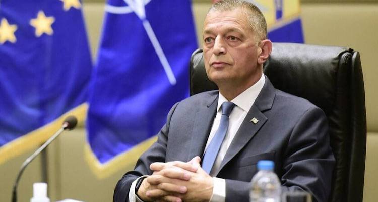 &Epsilon;ί&nu;&alpha;&iota; &epsilon;&pi;ί&sigma;&eta;&mu;&omicron;: &Omicron; &Alpha;&lambda;&kappa;&iota;&beta;&iota;ά&delta;&eta;&sigmaf; &Sigma;&tau;&epsilon;&phi;&alpha;&nu;ή&sigmaf; έ&lambda;&alpha;&beta;&epsilon; &tau;&omicron; &chi;&rho;ί&sigma;&mu;&alpha; &alpha;&pi;ό &tau;&eta; &Nu;&Delta;