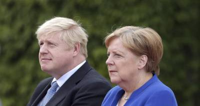 Brexit: &Epsilon;&xi;&alpha;&nu;&epsilon;&mu;ί&zeta;&omicron;&nu;&tau;&alpha;&iota; &omicron;&iota; &epsilon;&lambda;&pi;ί&delta;&epsilon;&sigmaf; &gamma;&iota;&alpha; &tau;&eta;&nu; &epsilon;&pi;ί&tau;&epsilon;&upsilon;&xi;&eta; &sigma;&upsilon;&mu;&phi;&omega;&nu;ί&alpha;&sigmaf;