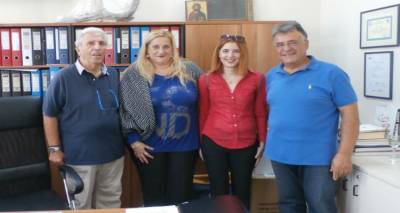 &Tau;&omicron; &Nu;&omicron;&sigma;&omicron;&kappa;&omicron;&mu;&epsilon;ί&omicron; &epsilon;&pi;&iota;&sigma;&kappa;έ&phi;&theta;&eta;&kappa;&epsilon; &omicron; &Epsilon;&rho;&upsilon;&theta;&rho;ό&sigmaf; &Sigma;&tau;&alpha;&upsilon;&rho;ό&sigmaf; &Lambda;ή&mu;&nu;&omicron;&upsilon; (photos)