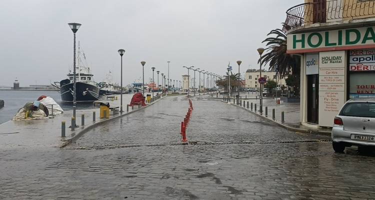Έ&kappa;&tau;&alpha;&kappa;&tau;&omicron; &Delta;&epsilon;&lambda;&tau;ί&omicron; &Epsilon;&pi;&iota;&delta;&epsilon;ί&nu;&omega;&sigma;&eta;&sigmaf; &Kappa;&alpha;&iota;&rho;&omicron;ύ: Έ&rho;&chi;&omicron;&nu;&tau;&alpha;&iota; &beta;&rho;&omicron;&chi;έ&sigmaf; &kappa;&alpha;&iota; &kappa;&alpha;&tau;&alpha;&iota;&gamma;ί&delta;&epsilon;&sigmaf; &kappa;&alpha;&iota; &sigma;&tau;&omicron; &Beta;&omicron;&rho;&epsilon;&iota;&omicron;&alpha;&nu;&alpha;&tau;&omicron;&lambda;&iota;&kappa;ό &Alpha;&iota;&gamma;&alpha;ί&omicron;