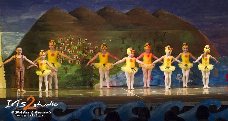 &Omicron; &Pi;&omicron;&lambda;&iota;&tau;&iota;&sigma;&tau;&iota;&kappa;ό&sigmaf; &Sigma;ύ&lambda;&lambda;&omicron;&gamma;&omicron;&sigmaf; &Mu;&omicron;ύ&delta;&rho;&omicron;&upsilon; &pi;&alpha;&rho;&omicron;&upsilon;&sigma;&iota;ά&zeta;&epsilon;&iota; &tau;&alpha; &chi;&omicron;&rho;&epsilon;&upsilon;&tau;&iota;&kappa;ά &tau;&omicron;&upsilon; &tau;&mu;ή&mu;&alpha;&tau;&alpha;