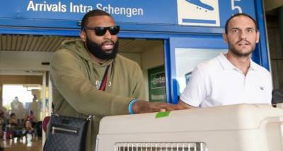 &Eta;&phi;&alpha;&iota;&sigma;&tau;&omicron;&sigmaf; &Lambda;ή&mu;&nu;&omicron;&upsilon;: Ή&rho;&theta;&epsilon; &mu;&epsilon; &mu;&iota;&alpha; &pi;&omicron;&lambda;ύ... &iota;&delta;&iota;&alpha;ί&tau;&epsilon;&rho;&eta; &alpha;&pi;&omicron;&sigma;&kappa;&epsilon;&upsilon;ή &omicron; &Sigma;&omicron;&nu; Έ&beta;&alpha;&nu;&sigmaf;