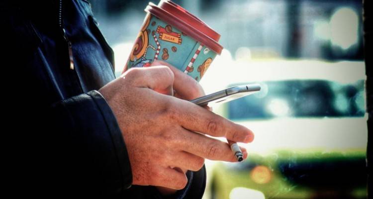 Ολες οι διατάξεις για την απαγόρευση του καπνίσματος | Τι αλλάζει, τσουχτερά πρόστιμα