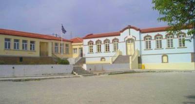 &Kappa;&omicron;&iota;&nu;&omicron;&beta;&omicron;&upsilon;&lambda;&epsilon;&upsilon;&tau;&iota;&kappa;ή &pi;&alpha;&rho;έ&mu;&beta;&alpha;&sigma;&eta; &gamma;&iota;&alpha; &tau;&eta;&nu; &upsilon;&pi;&omicron;&beta;ά&theta;&mu;&iota;&sigma;&eta; &tau;&omicron;&upsilon; &Delta;&eta;&mu;&omicron;&tau;&iota;&kappa;&omicron;ύ &Sigma;&chi;&omicron;&lambda;&epsilon;ί&omicron;&upsilon; &Kappa;&omicron;&nu;&tau;&omicron;&pi;&omicron;&upsilon;&lambda;ί&omicron;&upsilon;