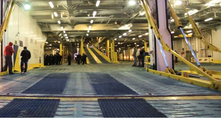 Λήμνος: Σε απόγνωση οι χονδρέμποροι: «Υπάρχει περίπτωση το Δεκαπενταύγουστο να μη βρίσκουμε μπουκάλι νερό να πιούμε…»