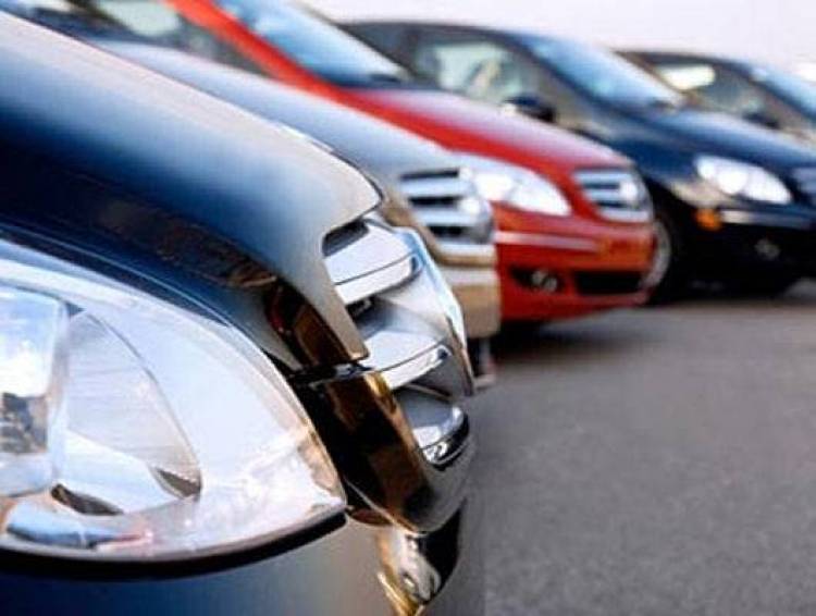 Νέα μείωση στις πωλήσεις αυτοκινήτων τον Ιανουάριο