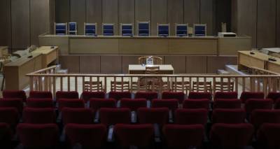 &Alpha;&lambda;&lambda;ά&zeta;&epsilon;&iota; &omicron; &Pi;&omicron;&iota;&nu;&iota;&kappa;ό&sigmaf; &Kappa;ώ&delta;&iota;&kappa;&alpha;&sigmaf;: &Gamma;&iota;&alpha; &pi;&omicron;&iota;&alpha; &epsilon;&gamma;&kappa;&lambda;ή&mu;&alpha;&tau;&alpha; &pi;&rho;&omicron;&beta;&lambda;έ&pi;&epsilon;&iota; &mu;ό&nu;&omicron; &iota;&sigma;ό&beta;&iota;&alpha; | &Upsilon;&pi;ό ό&rho;&omicron;&upsilon;&sigmaf; &eta; &alpha;&pi;ό&lambda;&upsilon;&sigma;&eta; &alpha;&pi;ό &tau;&iota;&sigmaf; &phi;&upsilon;&lambda;&alpha;&kappa;έ&sigmaf;