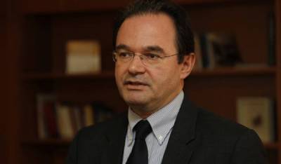 Η αντιγραφή της αλλοιωμένης λίστας έγινε μετά την αποχώρηση Παπακωνσταντίνου, πριν δοθεί σε Βενιζέλο