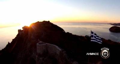 Ό&tau;&alpha;&nu; &eta; &laquo;&Pi;&upsilon;&xi;ί&delta;&alpha;&raquo; &delta;&epsilon;ί&chi;&nu;&epsilon;&iota; &Lambda;ή&mu;&nu;&omicron; &tau;&omicron; &alpha;&pi;&omicron;&tau;έ&lambda;&epsilon;&sigma;&mu;&alpha; &kappa;&alpha;&theta;&eta;&lambda;ώ&nu;&epsilon;&iota; (video)