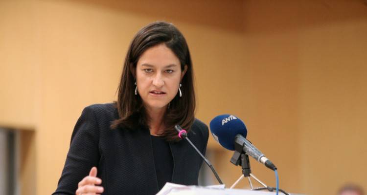 Κεραμέως για σχολεία: Ας είμαστε προετοιμασμένοι να μην ανοίξουν μετά το Πάσχα