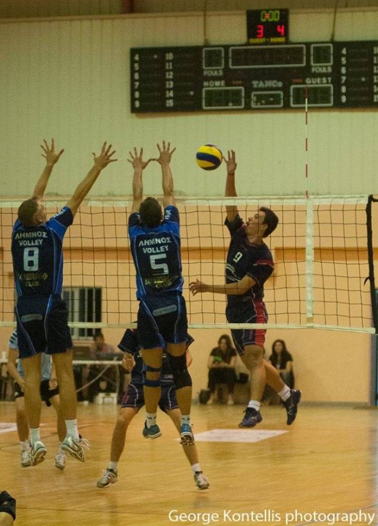 &Omicron; &mu;ά&nu;&alpha;&tau;&zeta;&epsilon;&rho; &tau;&eta;&sigmaf; &laquo;FENERBAHCE&raquo; &tau;&iota;&mu;ά &tau;&eta;&nu; &mu;&nu;ή&mu;&eta; &tau;&omicron;&upsilon; &Nu;ί&kappa;&omicron;&upsilon; &Sigma;&alpha;&mu;&alpha;&rho;ά