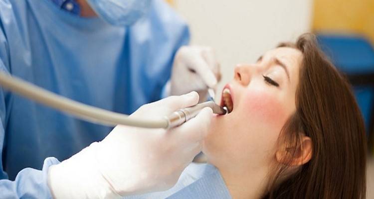 &Omicron; &delta;&iota;&alpha;&beta;ή&tau;&eta;&sigmaf; &kappa;&alpha;&iota; &eta; &sigma;&chi;έ&sigma;&eta; &tau;&omicron;&upsilon; &mu;&epsilon; &tau;&eta; &sigma;&tau;&omicron;&mu;&alpha;&tau;&iota;&kappa;ή &upsilon;&gamma;&epsilon;ί&alpha;