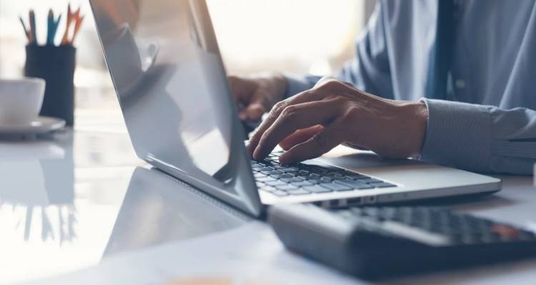 &Delta;&Epsilon;&Omicron;&Sigma;: &Eta; &nu;έ&alpha; &mu;&omicron;&nu;ά&delta;&alpha; &tau;&eta;&sigmaf; &Alpha;&Alpha;&Delta;&Epsilon; -450 &epsilon;&lambda;&epsilon;&gamma;&kappa;&tau;έ&sigmaf; &mu;&epsilon; drones, &Alpha;&Iota; &kappa;&alpha;&iota; &sigma;&tau;ό&chi;&omicron; 100 &delta;&rho;ά&sigma;&epsilon;&iota;&sigmaf; &tau;&eta; &mu;έ&rho;&alpha;