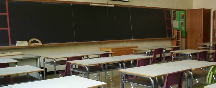 &Lambda;&omicron;&beta;έ&rho;&delta;&omicron;&sigmaf;: &laquo;&Delta;&epsilon;&nu; &pi;&rho;&omicron;&beta;&lambda;έ&pi;&epsilon;&tau;&alpha;&iota; 3&omicron;&sigmaf; &delta;ά&sigma;&kappa;&alpha;&lambda;&omicron;&sigmaf; &sigma;&tau;&alpha; &sigma;&chi;&omicron;&lambda;&epsilon;ί&alpha; &Kappa;ά&sigma;&pi;&alpha;&kappa;&alpha; &kappa;&alpha;&iota; &Theta;ά&nu;&omicron;&upsilon;&sigmaf;&raquo;