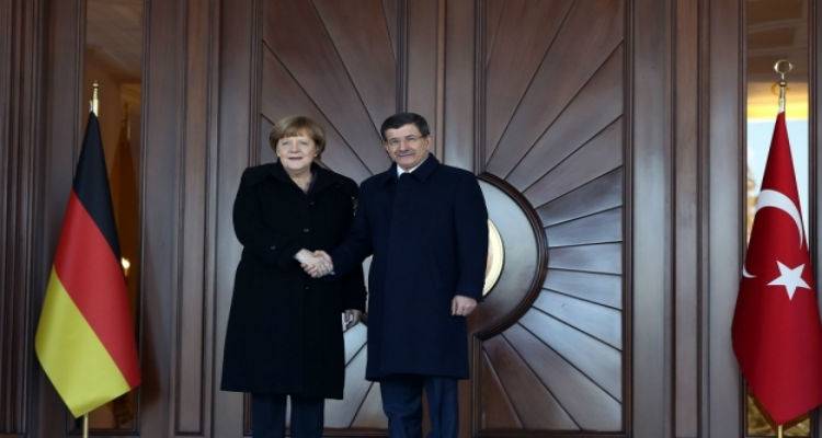 &Sigma;&tau;&omicron;&nu; &epsilon;&kappa;&beta;&iota;&alpha;&sigma;&mu;ό &tau;&eta;&sigmaf; &Tau;&omicron;&upsilon;&rho;&kappa;ί&alpha;&sigmaf; &upsilon;&pi;&omicron;&kappa;ύ&pi;&tau;&epsilon;&iota; &tau;&omicron; &Beta;&epsilon;&rho;&omicron;&lambda;ί&nu;&omicron;
