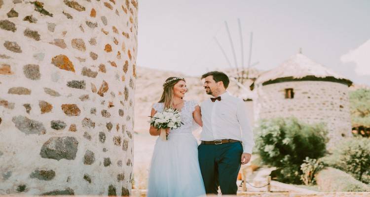 Γάμος και βάπτιση με χρώματα από το παραδεισένιο τοπίο της Λήμνου